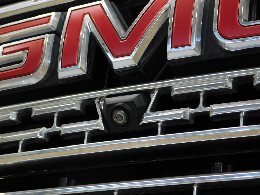 Used 2022 GMC Sierra 3500 Denali w/ Technology Package image 17