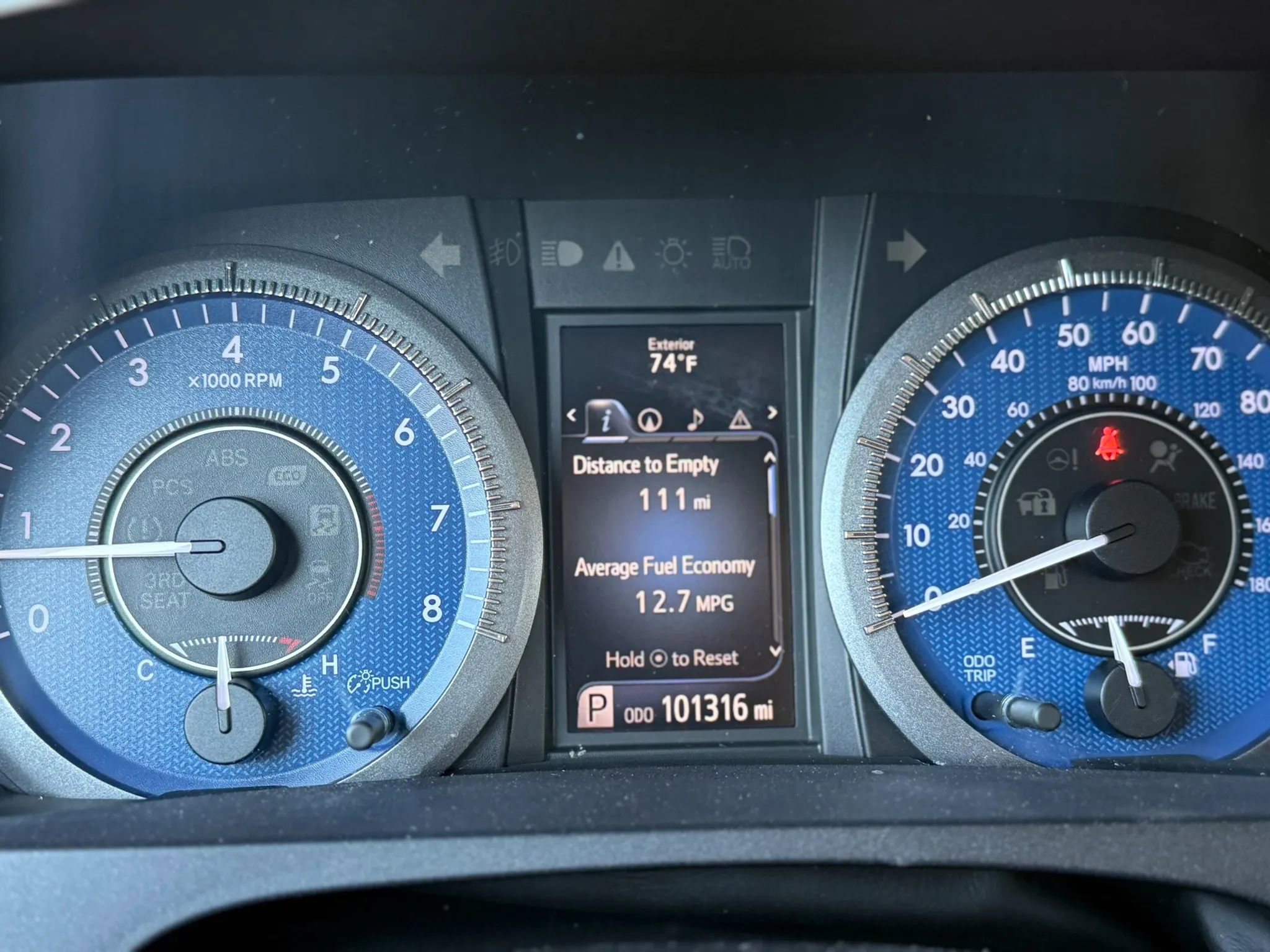 Used 2016 Toyota Sienna XLE Premium FWD image 31