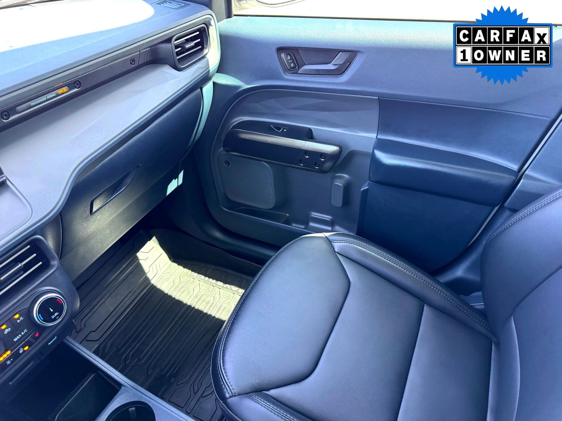 Used 2024 Ford Maverick Lariat w/ Black Appearance Package image 29