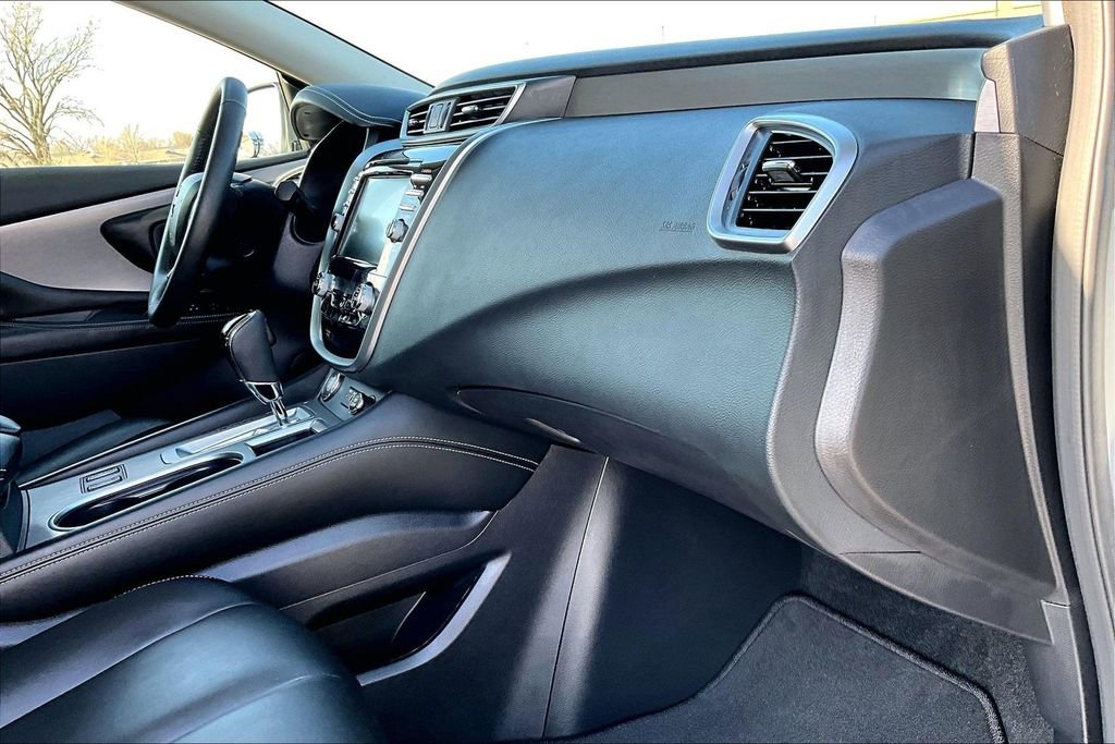 Used 2024 Nissan Murano SV w/ SV Midnight Edition Package image 14