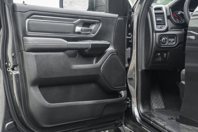 New 2026 RAM 1500 4x4 Crew Cab image 36