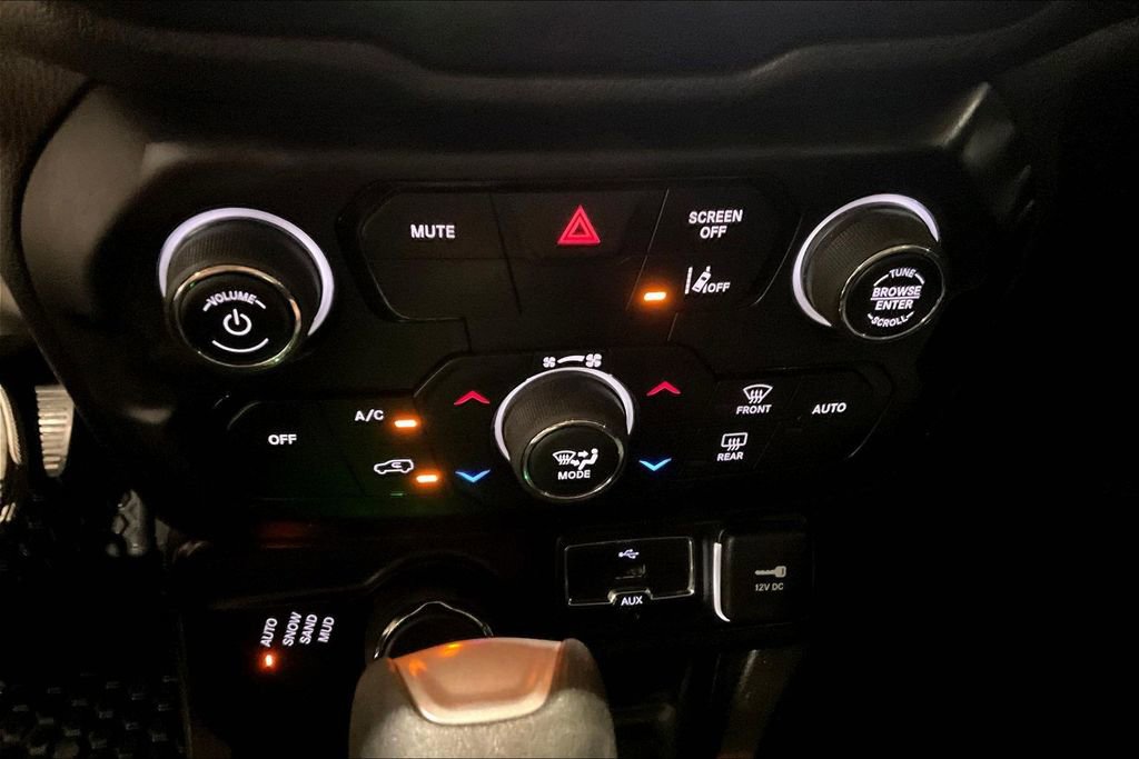 Used 2023 Jeep Renegade Latitude image 30