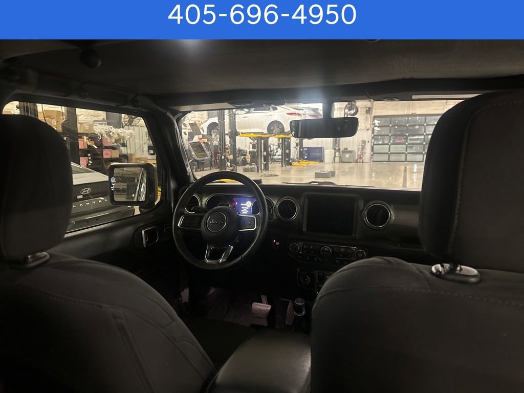 Used 2018 Jeep Wrangler Unlimited Sahara image 31