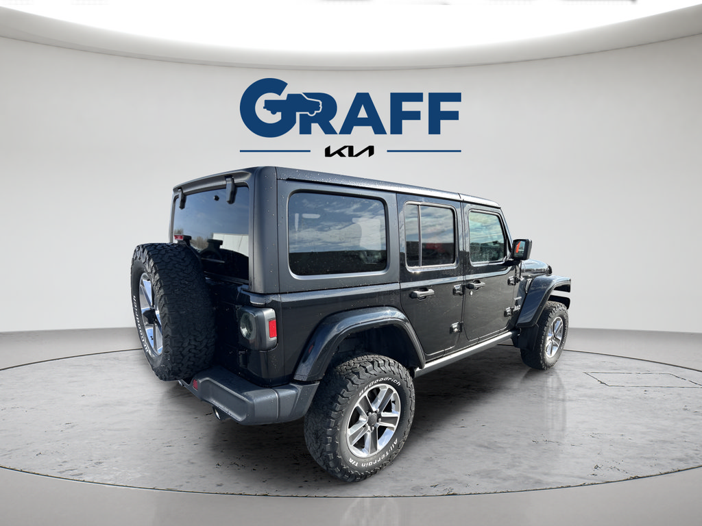 Used 2018 Jeep Wrangler Unlimited Sahara w/ Uconnect 4C Nav & Sound Group AWD/4WD image 5