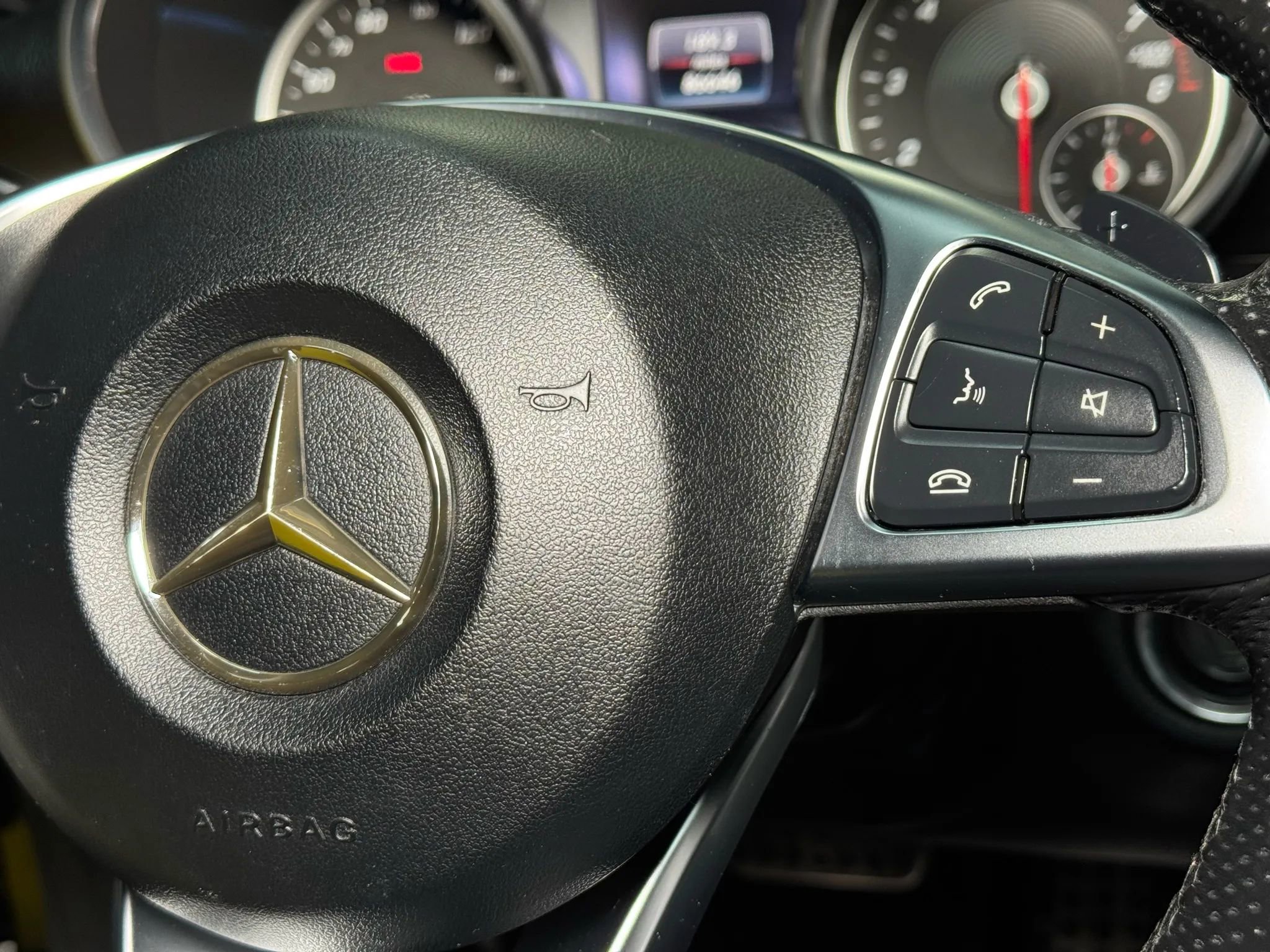 Used 2017 Mercedes-Benz SLC 300 w/ Premium 1 Package image 30