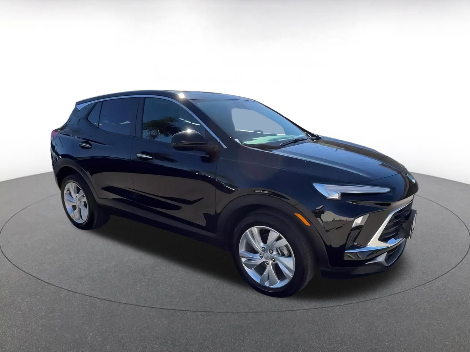 Used 2025 Buick Encore GX Preferred image 2