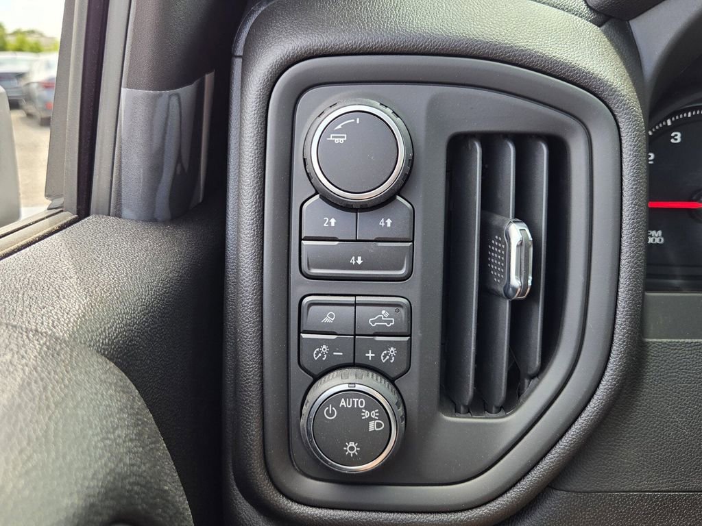 New 2026 Chevrolet Silverado 2500 W/T w/ WT Convenience Package AWD/4WD image 19