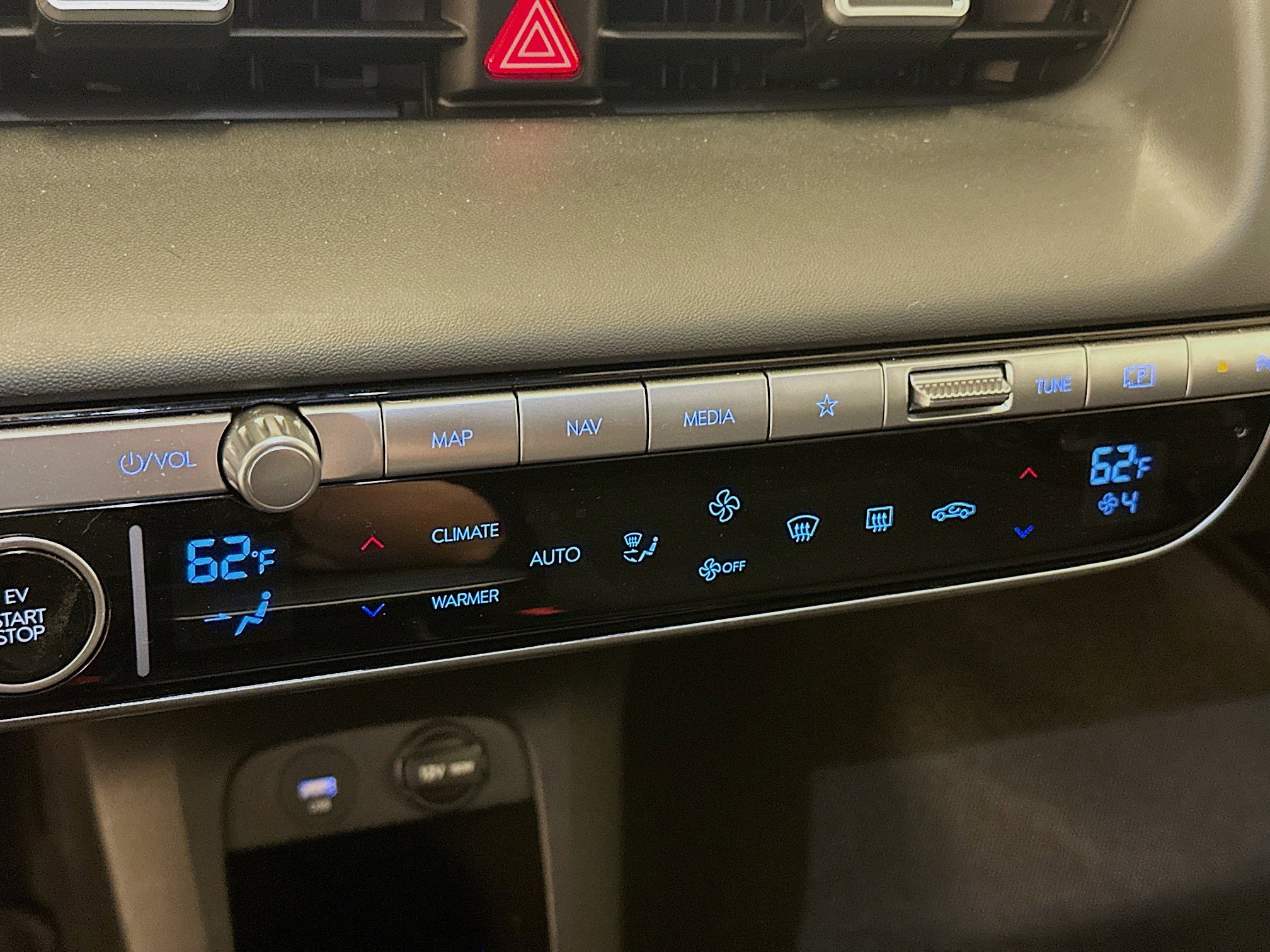 Used 2024 Hyundai Ioniq 5 SEL image 24