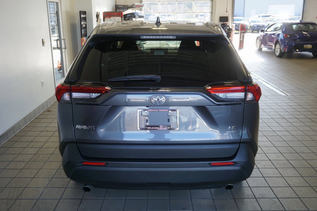 Certified 2022 Toyota RAV4 LE image 14