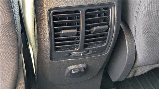 Used 2019 Ford Escape SE image 22