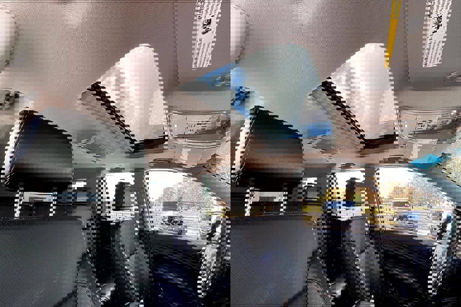 Used 2015 GMC Yukon SLT w/ Open Road Package image 13