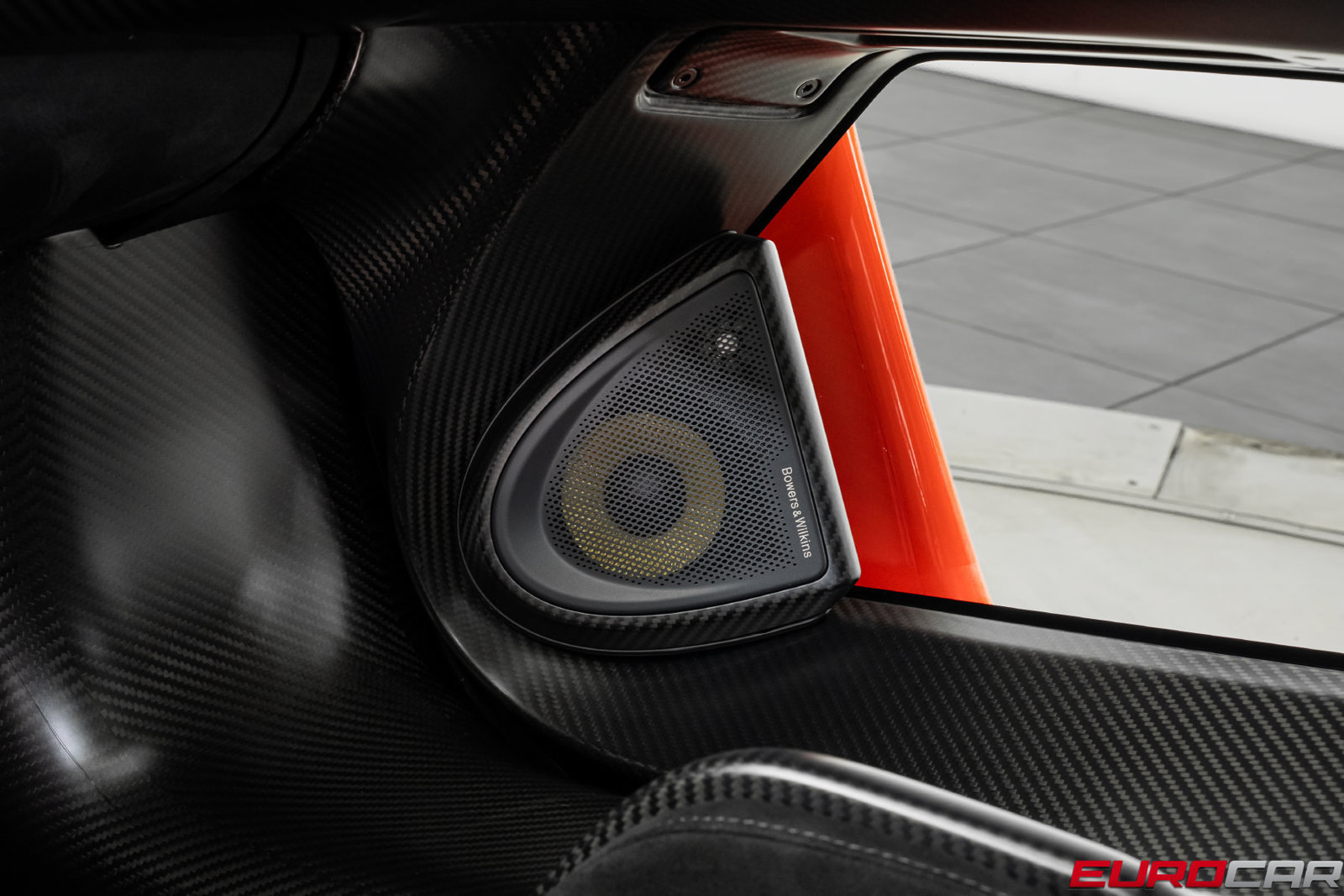 Used 2019 McLaren Senna RWD image 48