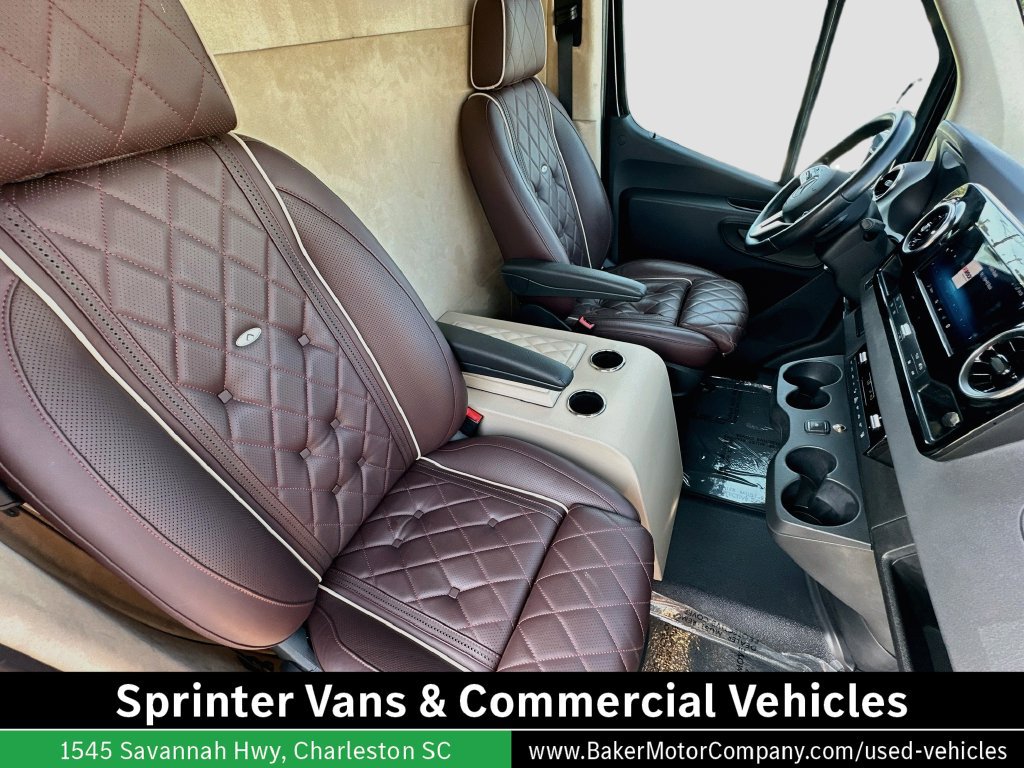 Used 2021 Mercedes-Benz Sprinter 2500 image 14