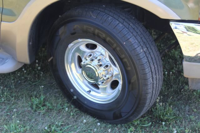 Used 2001 Ford Excursion Limited RWD image 23