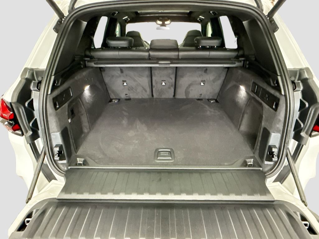 New 2026 BMW X5 M Competition image 27