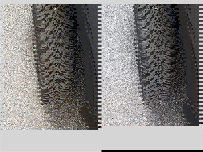 Used 2018 Toyota RAV4 XLE image 17