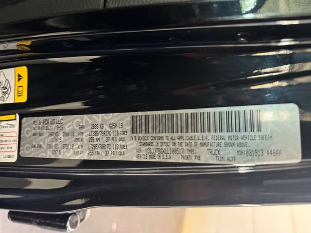 Used 2020 Jeep Gladiator Rubicon AWD/4WD image 27