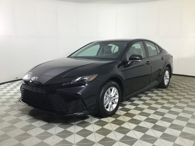 New 2026 Toyota Camry LE image 3