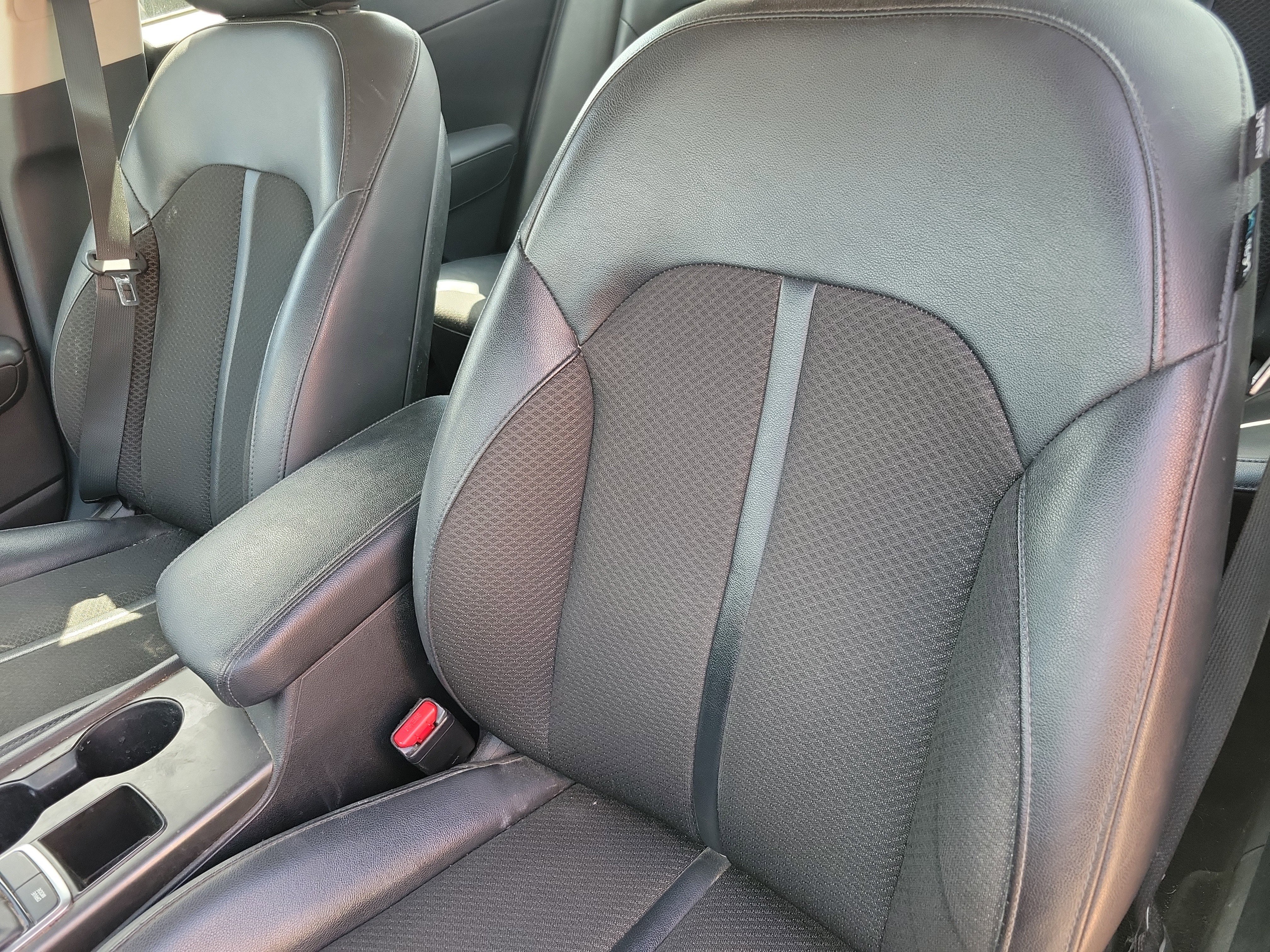 Used 2018 Kia Optima S FWD image 5