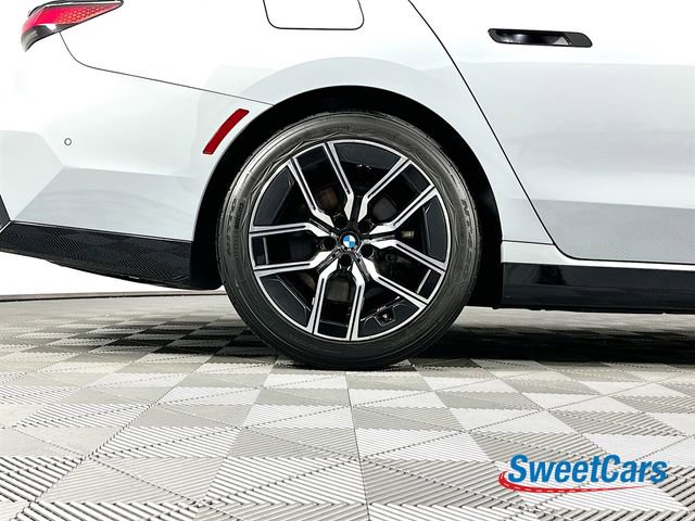 Used 2025 BMW 740i xDrive image 55