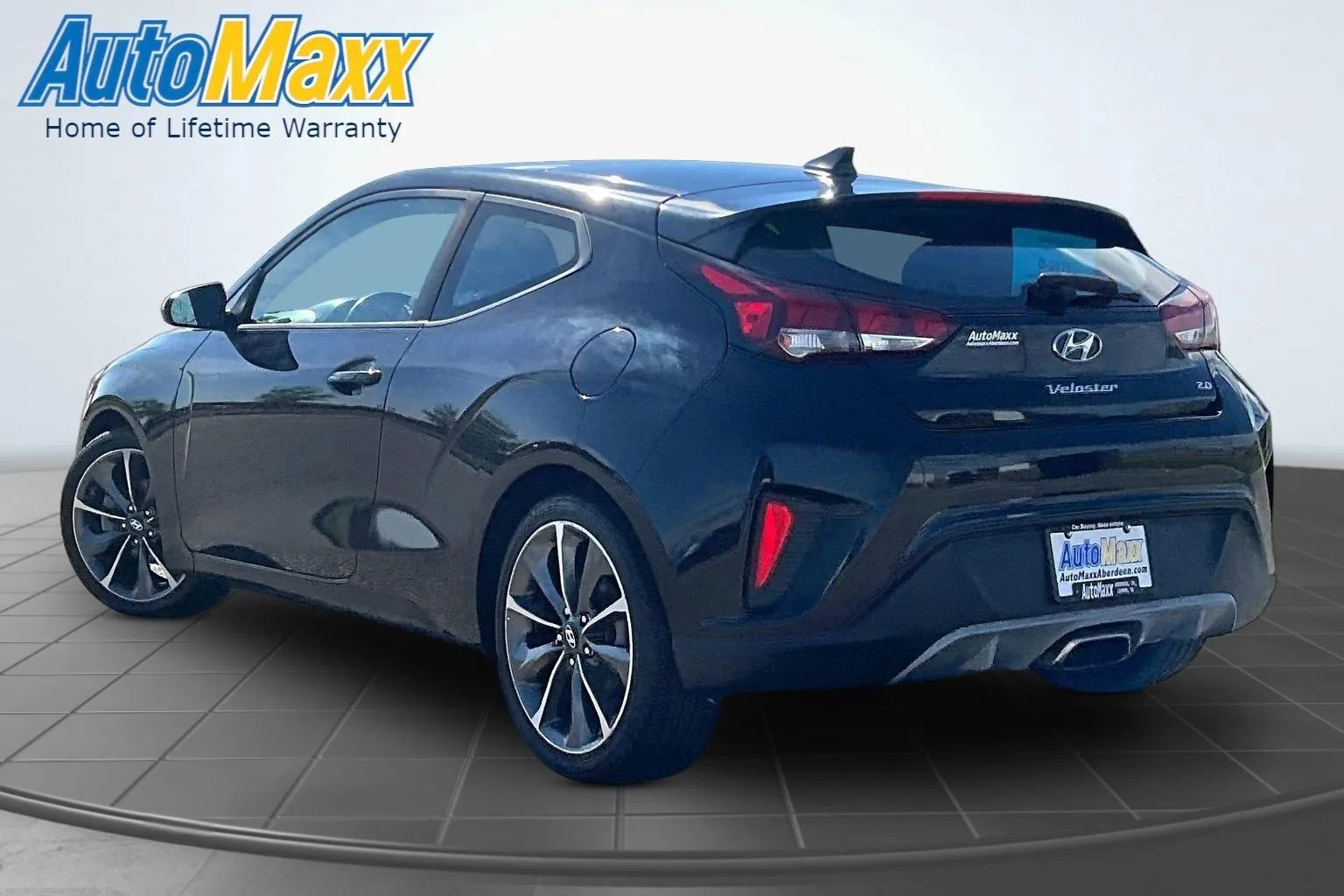 Used 2019 Hyundai Veloster 2.0 Premium FWD image 7
