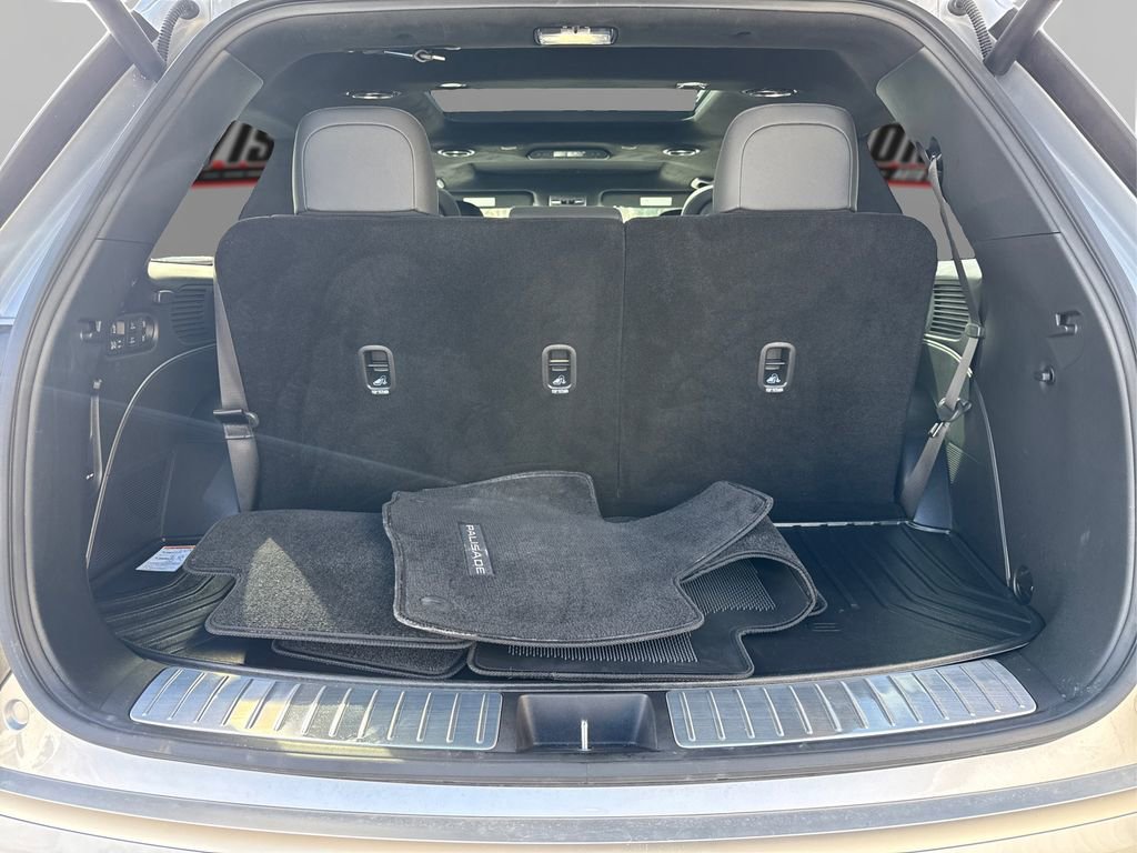 Used 2026 Hyundai Palisade Calligraphy image 11