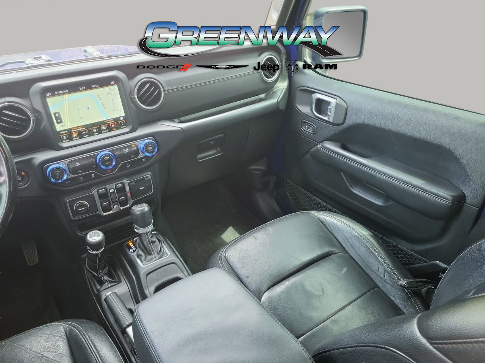 Used 2018 Jeep Wrangler Unlimited Sahara image 11