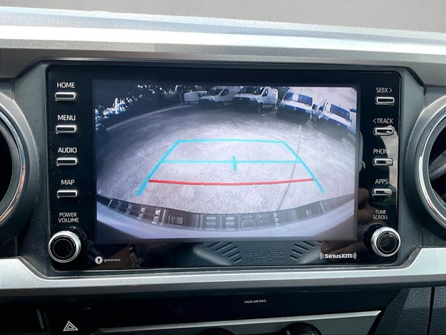 Used 2020 Toyota Tacoma SR5 RWD image 23