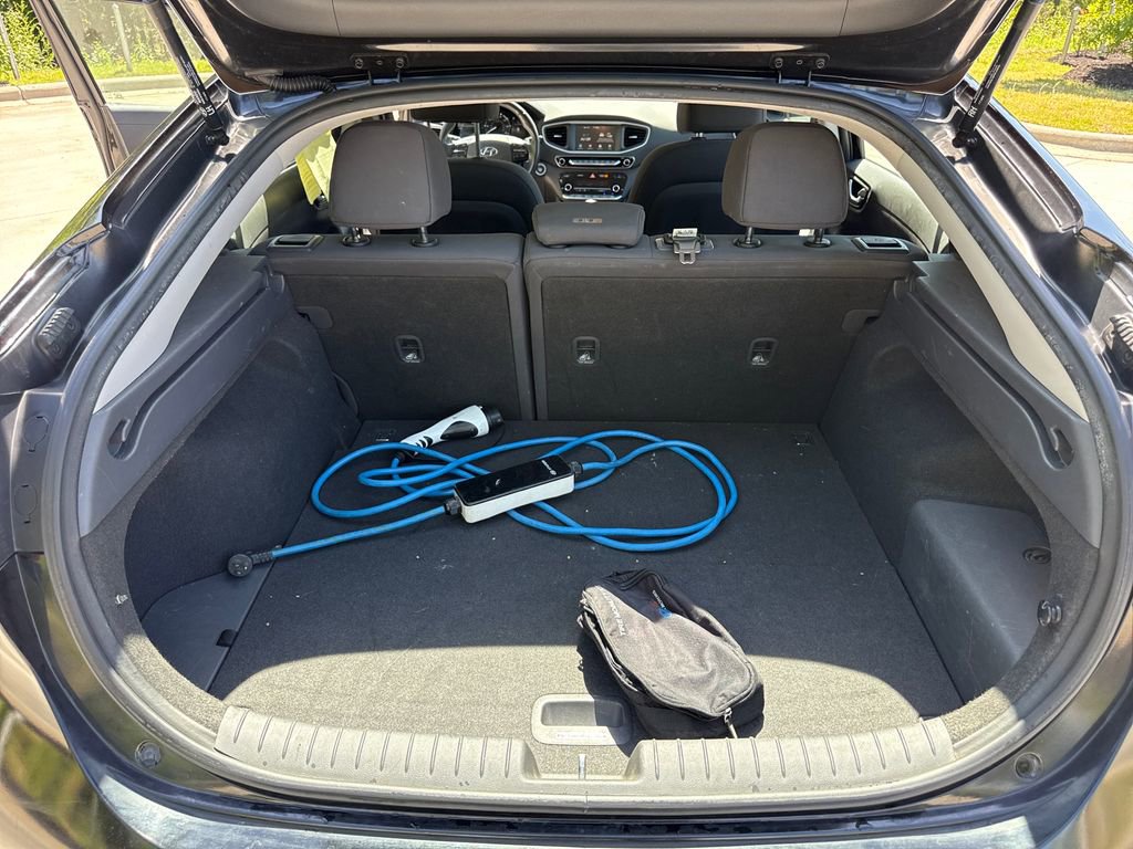 Used 2018 Hyundai Ioniq Plug-In Hybrid FWD image 31