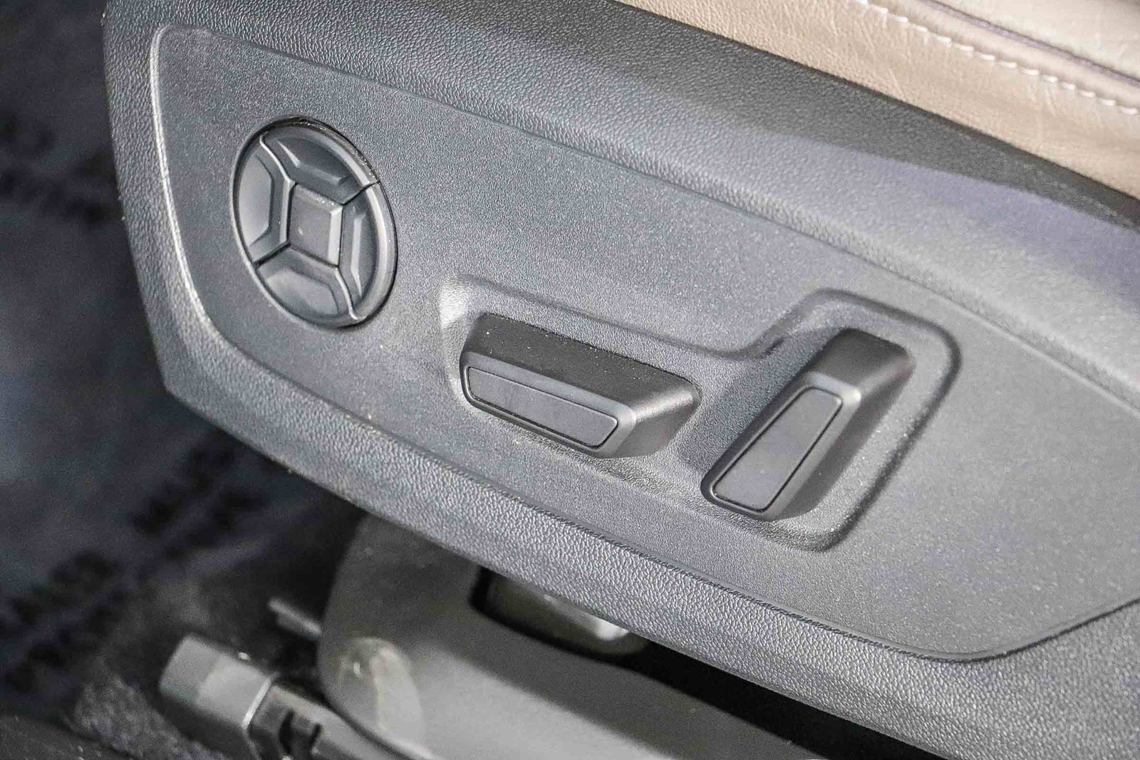Used 2023 Audi Q4 e-tron Premium Plus w/ Premium Plus RWD image 20