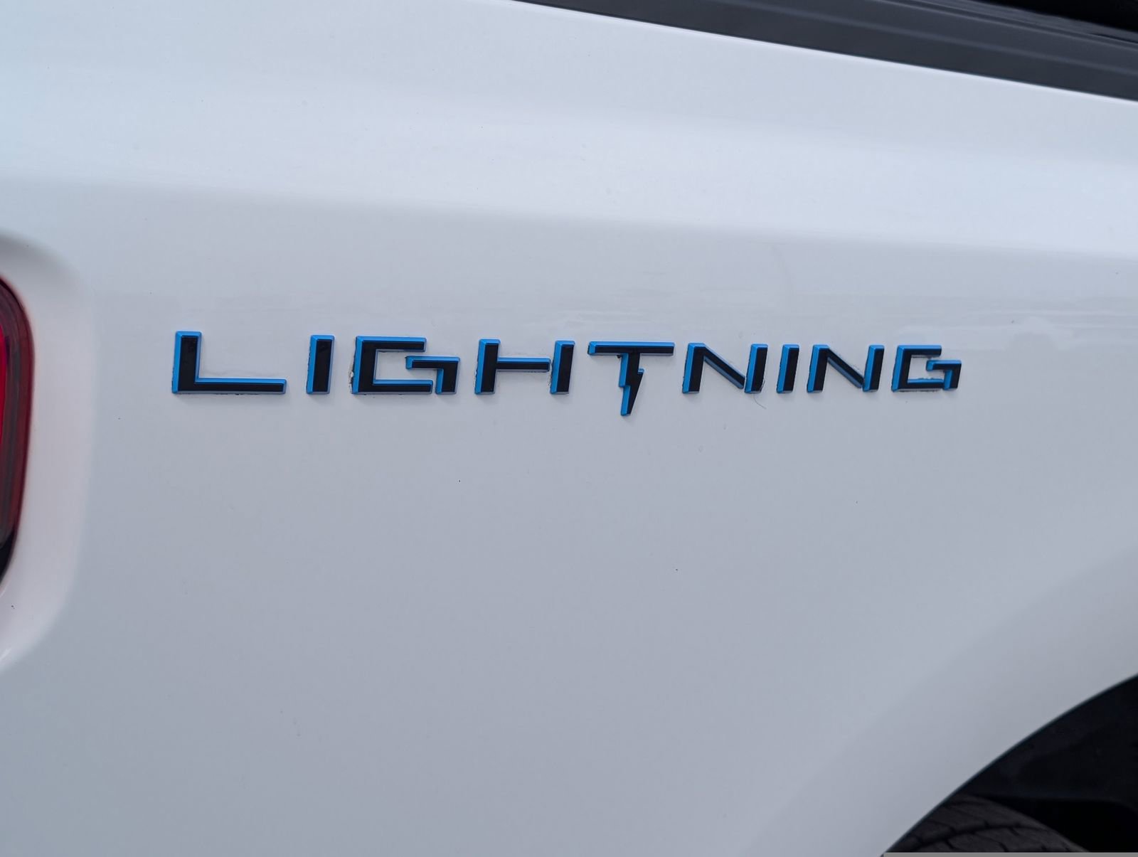 Used 2022 Ford F150 Lightning Pro AWD/4WD image 7