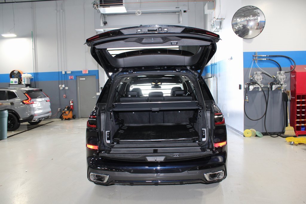 Used 2024 BMW X7 xDrive40i w/ M Sport Package image 52