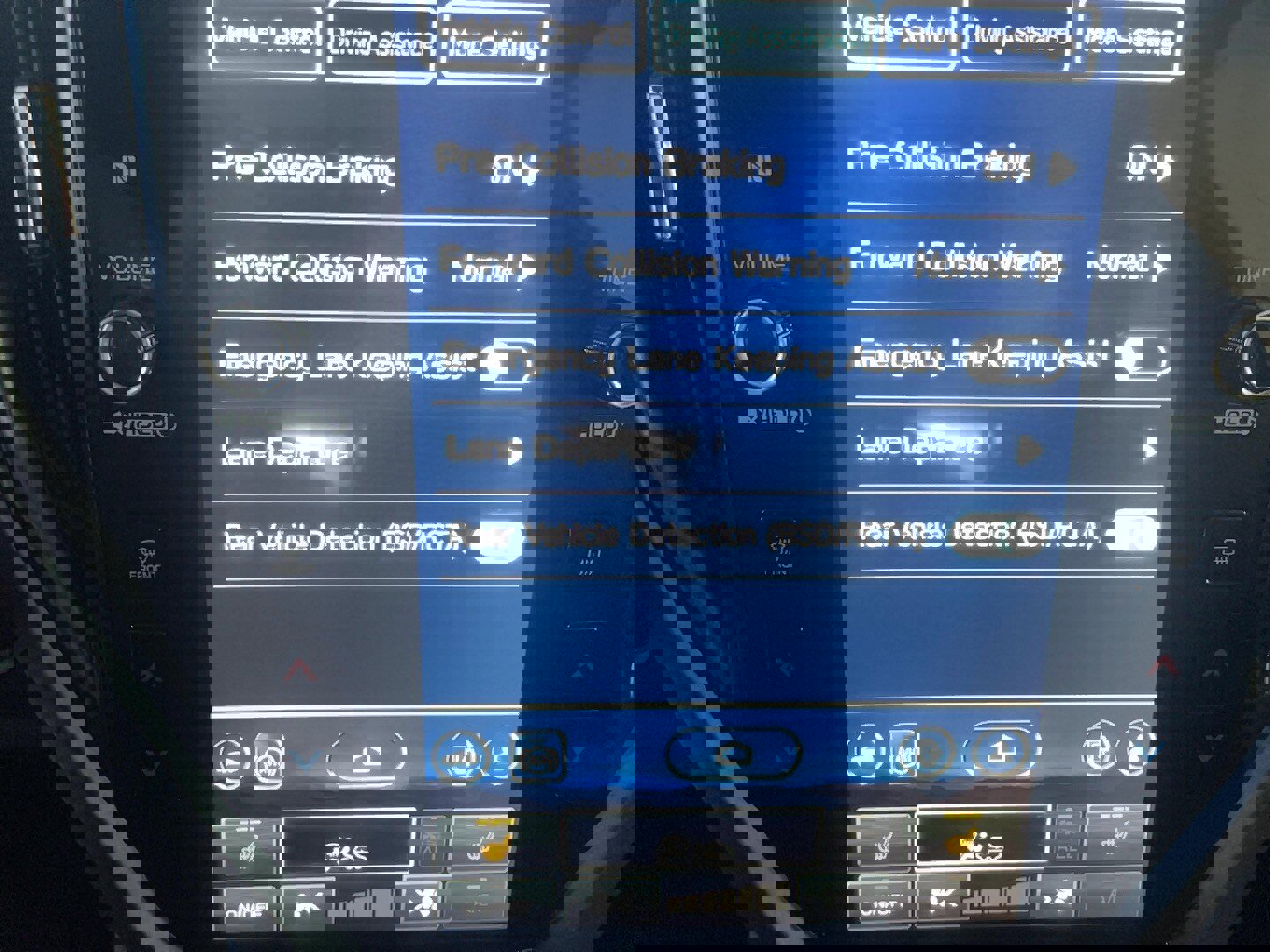 Used 2025 Subaru Forester Premium image 10