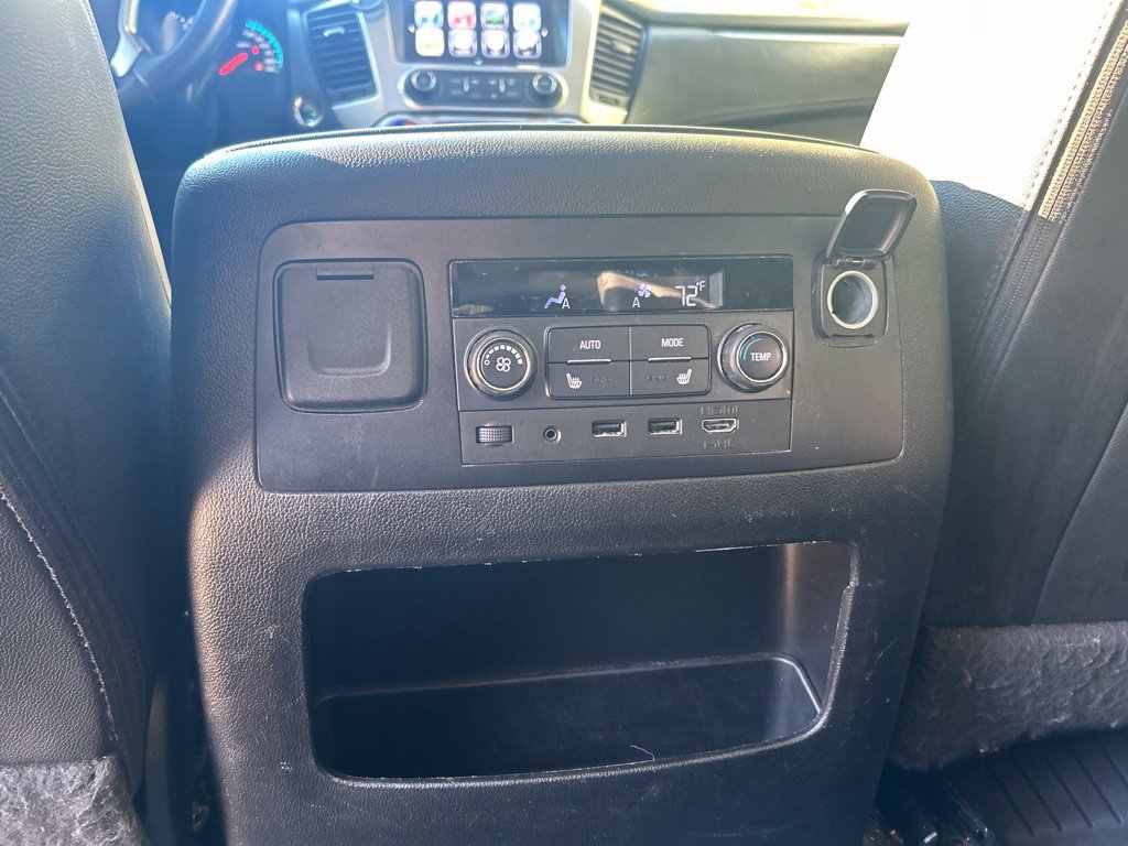 Used 2017 Chevrolet Suburban Premier AWD/4WD image 25