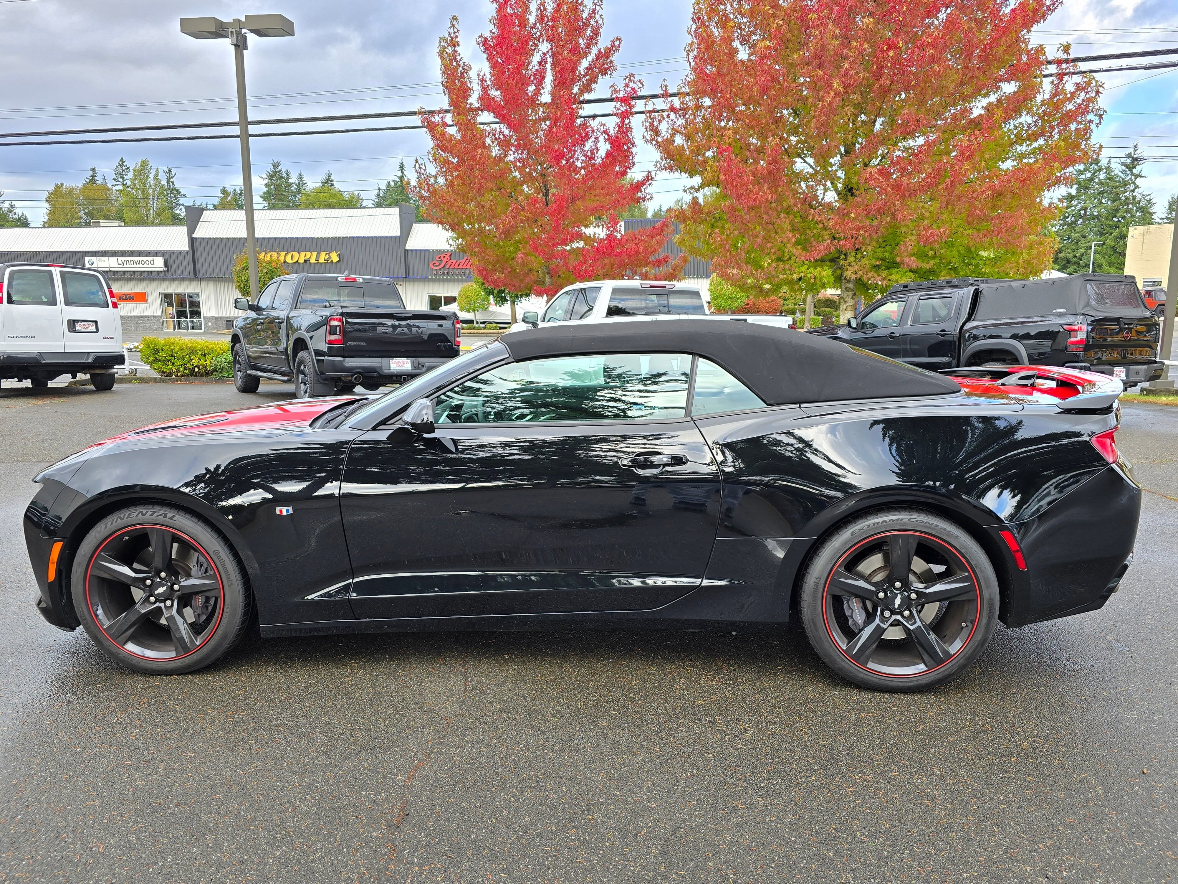 Used 2017 Chevrolet Camaro SS image 4
