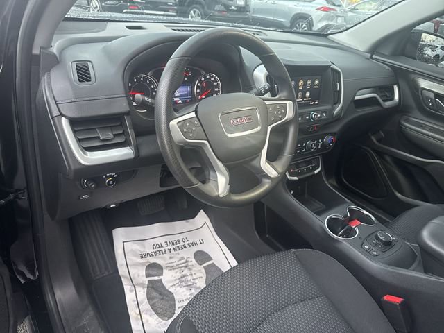 Used 2023 GMC Terrain SLE w/ Driver Convenience Package image 10