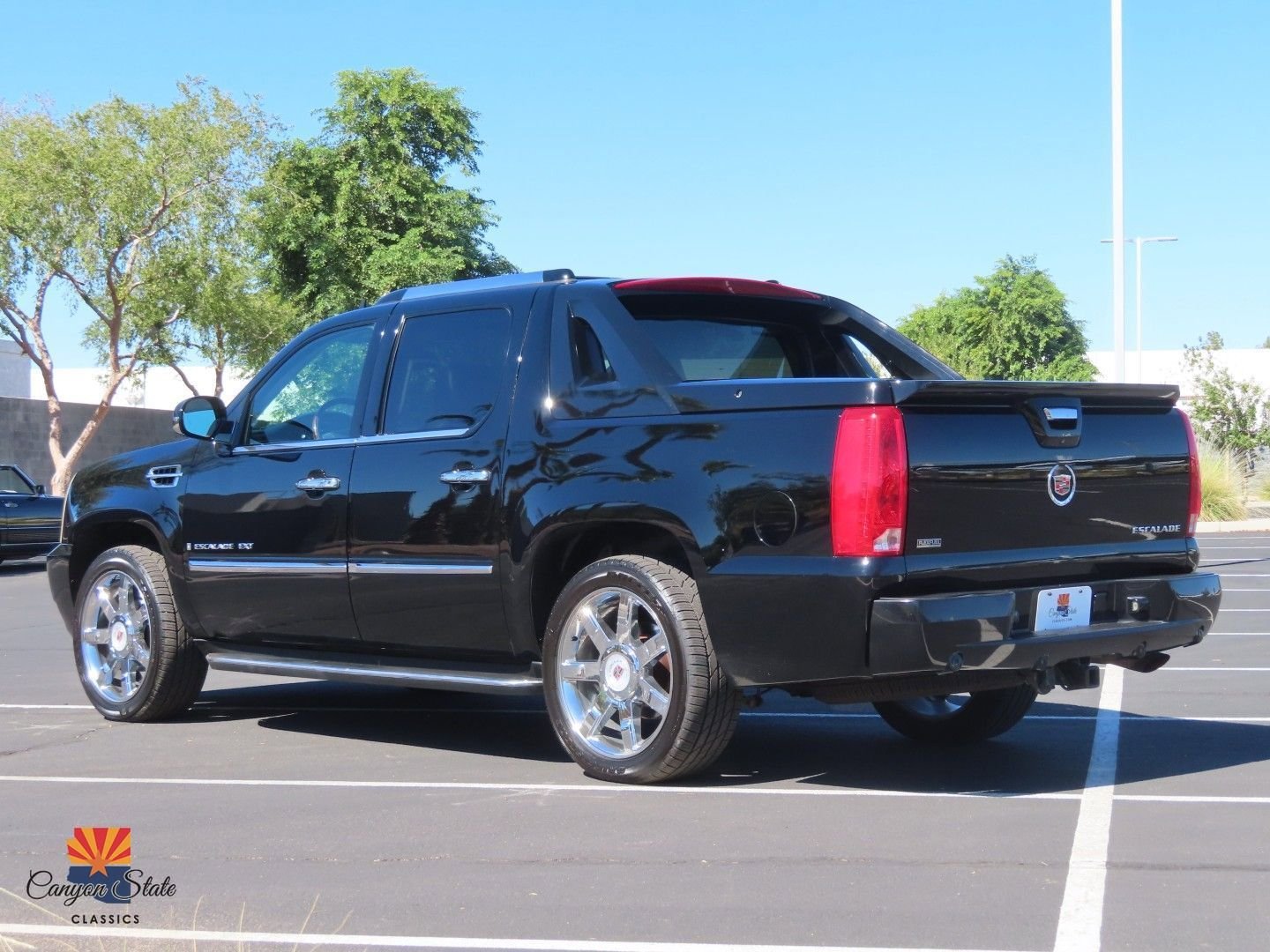 Used 2009 Cadillac Escalade EXT image 12