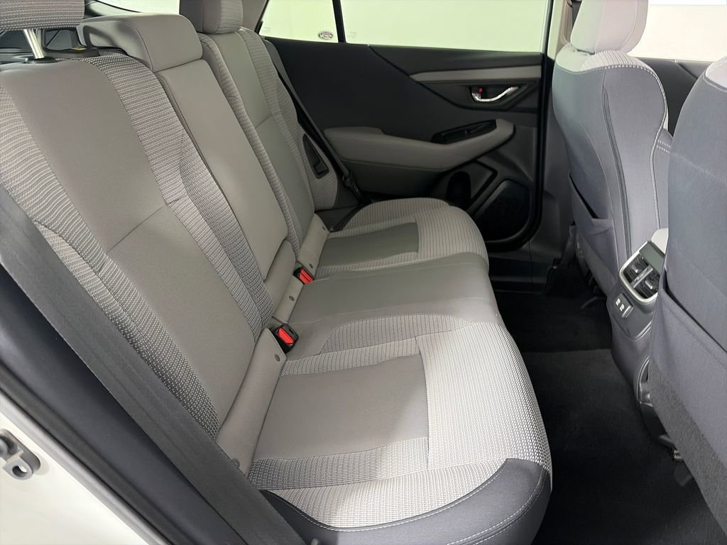 Used 2022 Subaru Outback Premium AWD/4WD image 27