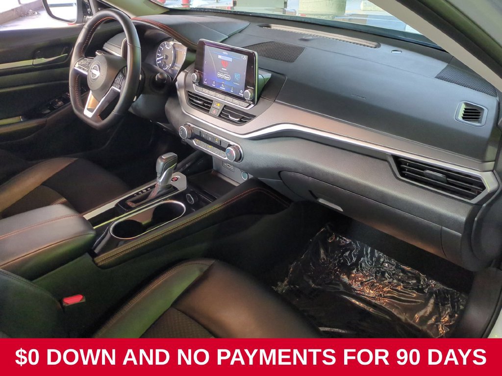 Used 2025 Nissan Altima 2.5 SR FWD image 29