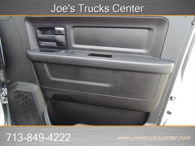 Used 2018 RAM 3500 Tradesman w/ Chrome Appearance Group AWD/4WD image 23