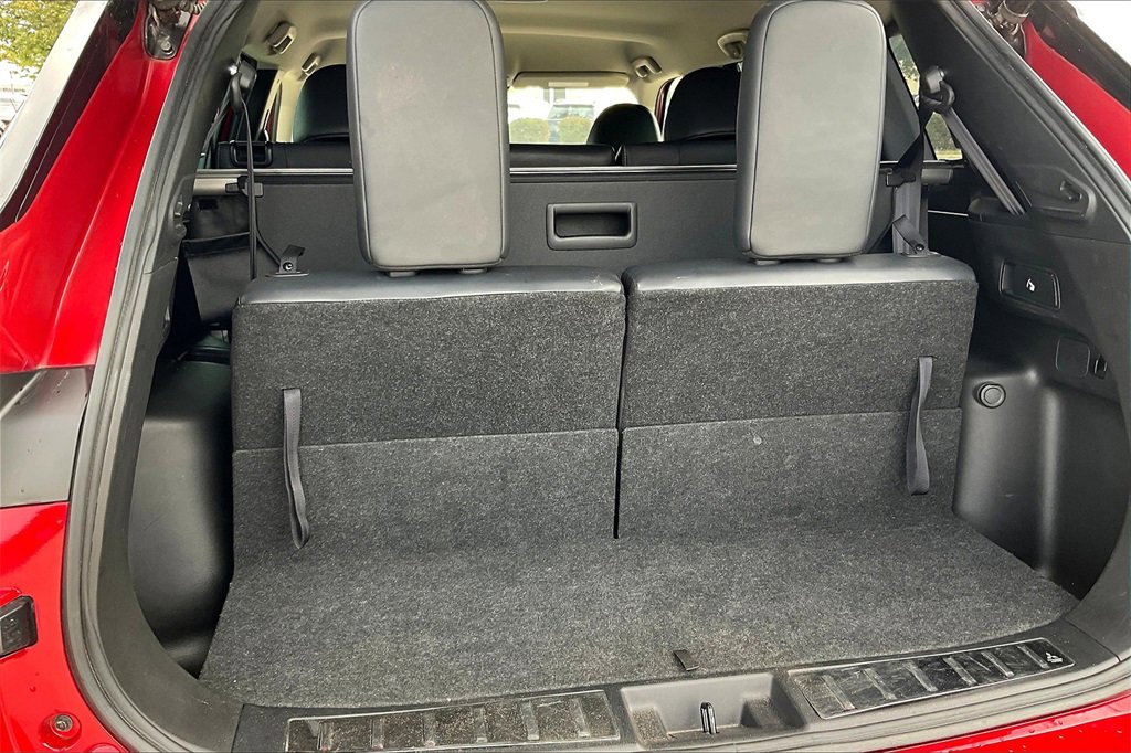 Used 2023 Mitsubishi Outlander SE image 31