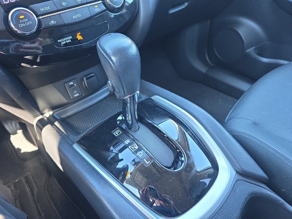 Used 2014 Nissan Rogue SL w/ SL Premium Package AWD/4WD image 36