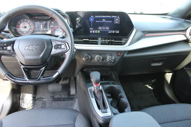 Used 2024 Chevrolet Trax RS w/ Driver Confidence Package FWD image 13