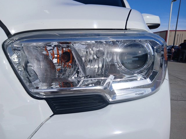 Used 2021 Toyota Tacoma SR w/ SR Convenience Package RWD image 4