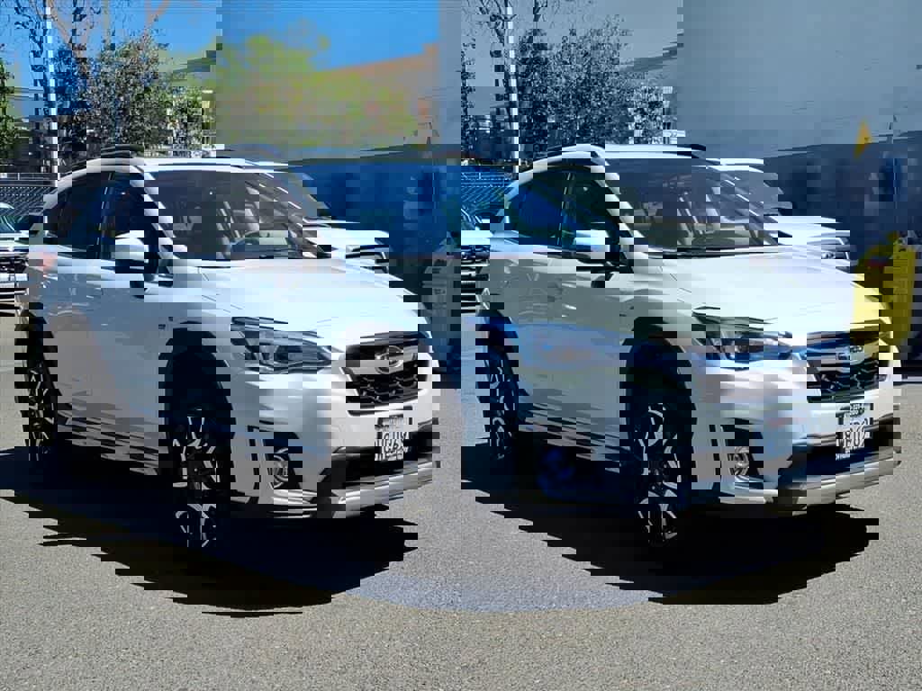 Used 2020 Subaru Crosstrek Hybrid w/ Moonroof Package w/Navigation image 3