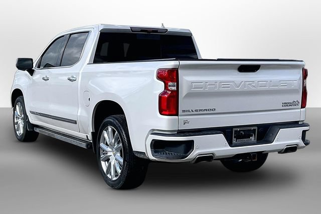 Certified 2024 Chevrolet Silverado 1500 High Country w/ High Country Premium Package AWD/4WD image 12