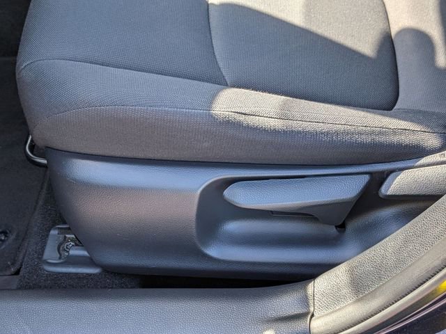 Used 2020 Toyota Corolla LE image 16
