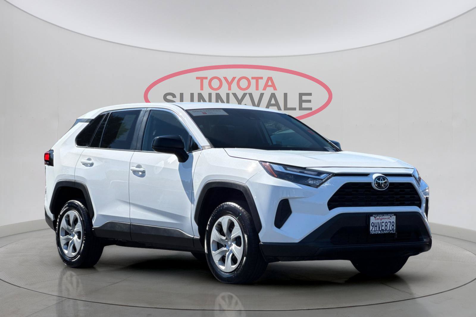 Used 2023 Toyota RAV4 LE AWD/4WD image 11