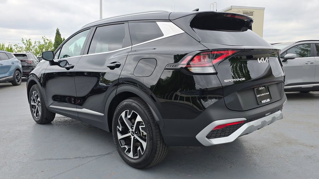 Certified 2025 Kia Sportage EX AWD/4WD image 7