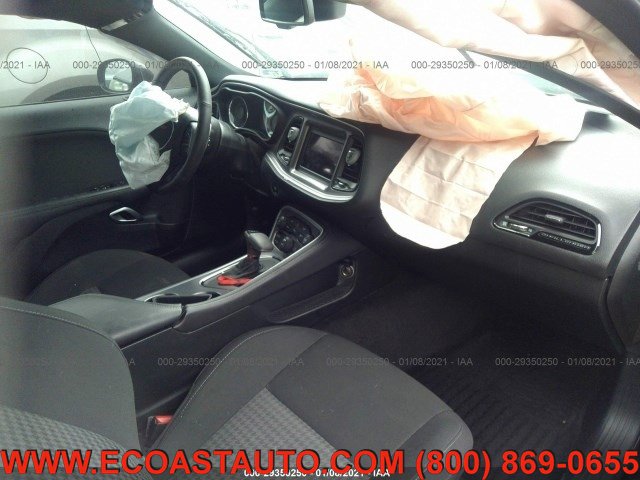 Used 2019 Dodge Challenger R/T w/ Performance Handling Group RWD image 5